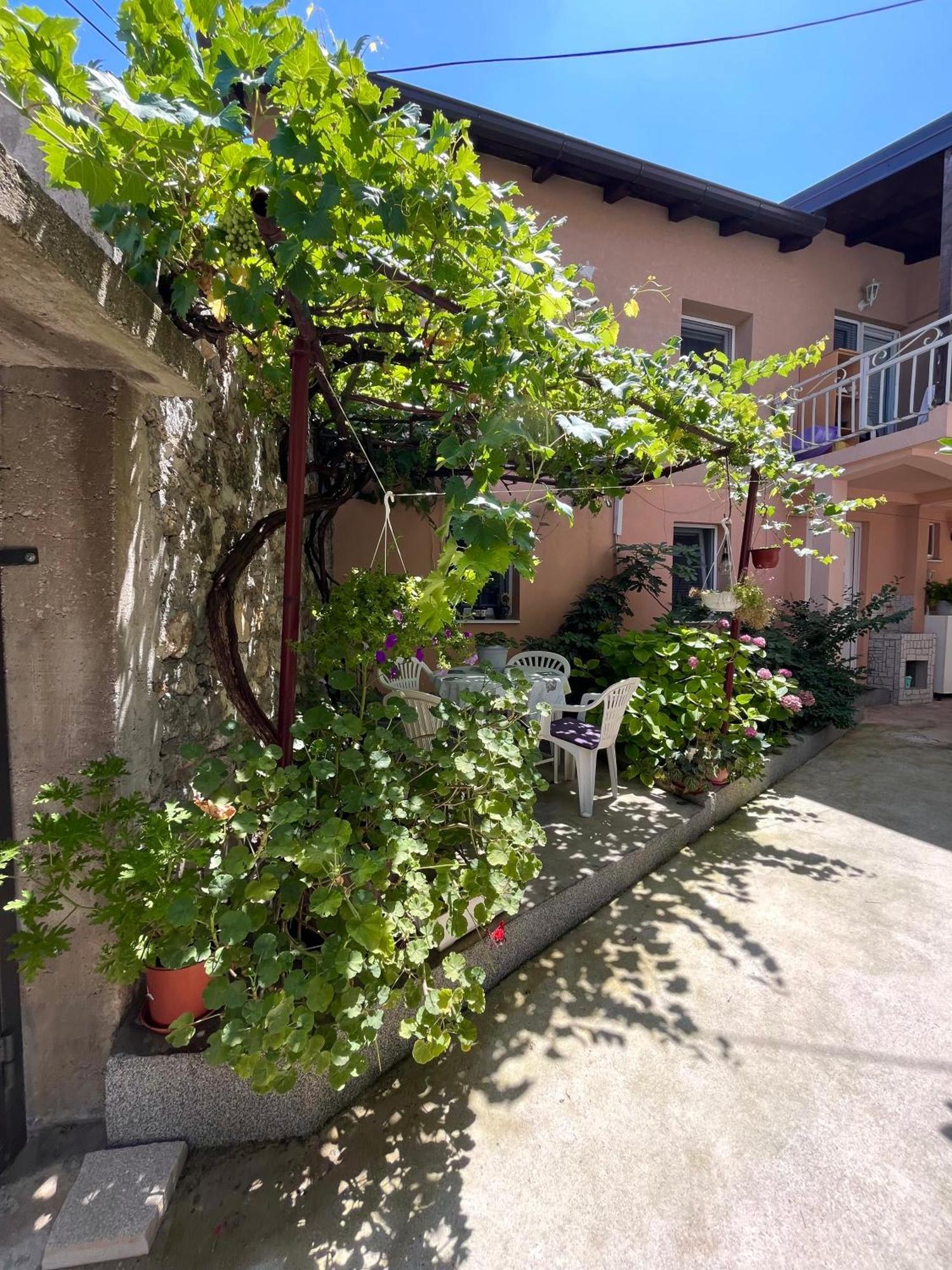 Apartman Nermin Mostar Extérieur photo