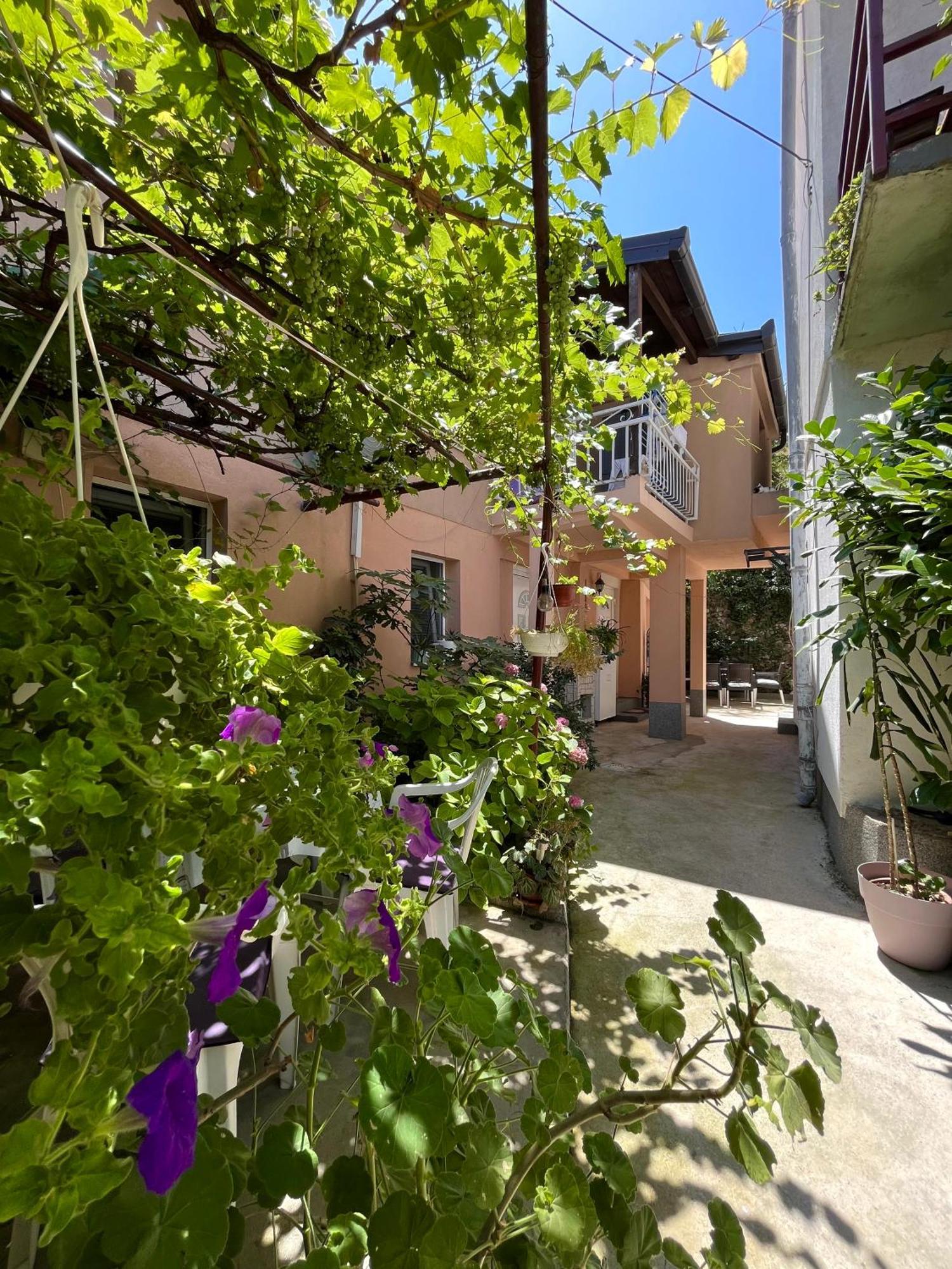 Apartman Nermin Mostar Extérieur photo