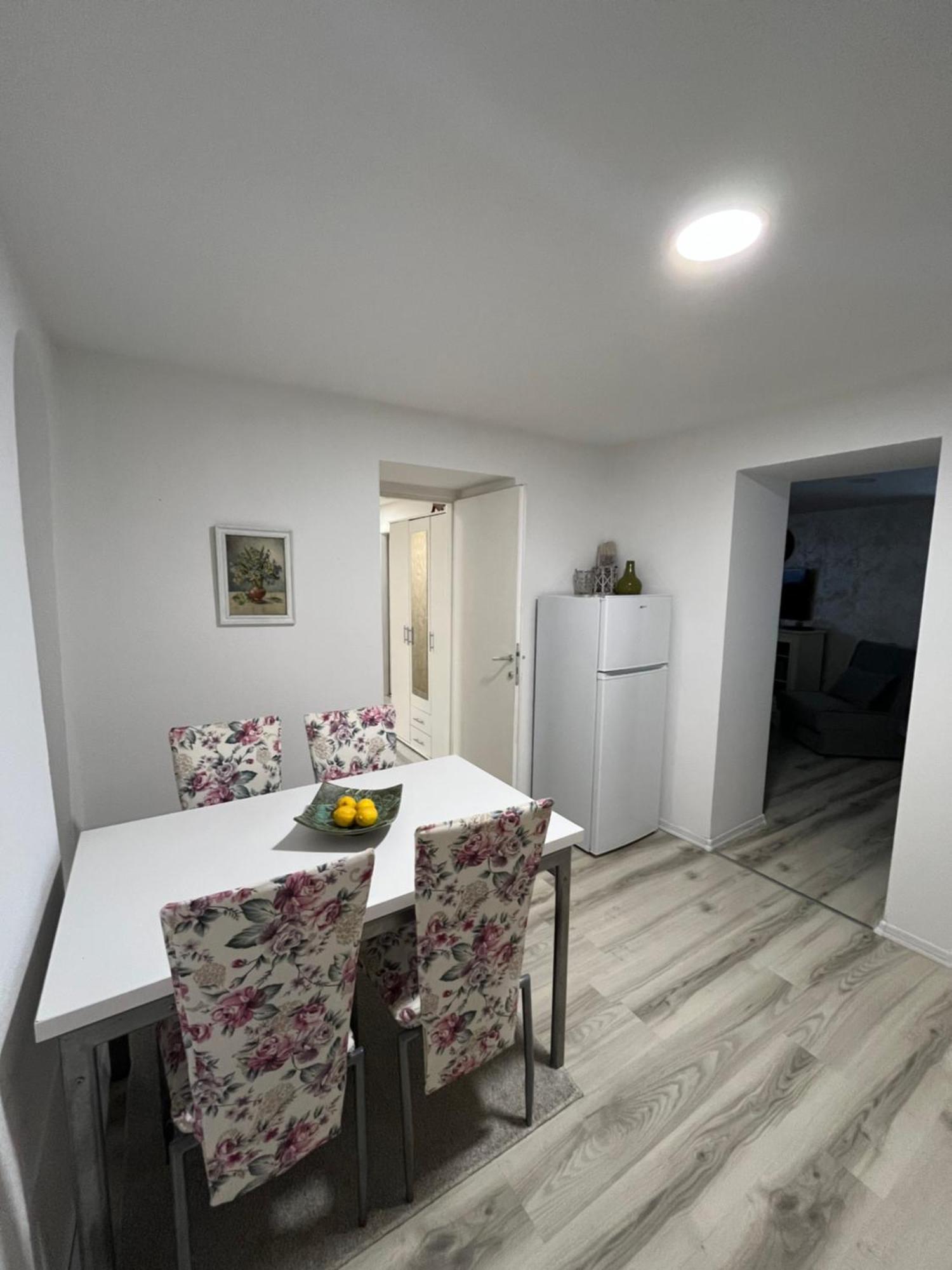 Apartman Nermin Mostar Extérieur photo