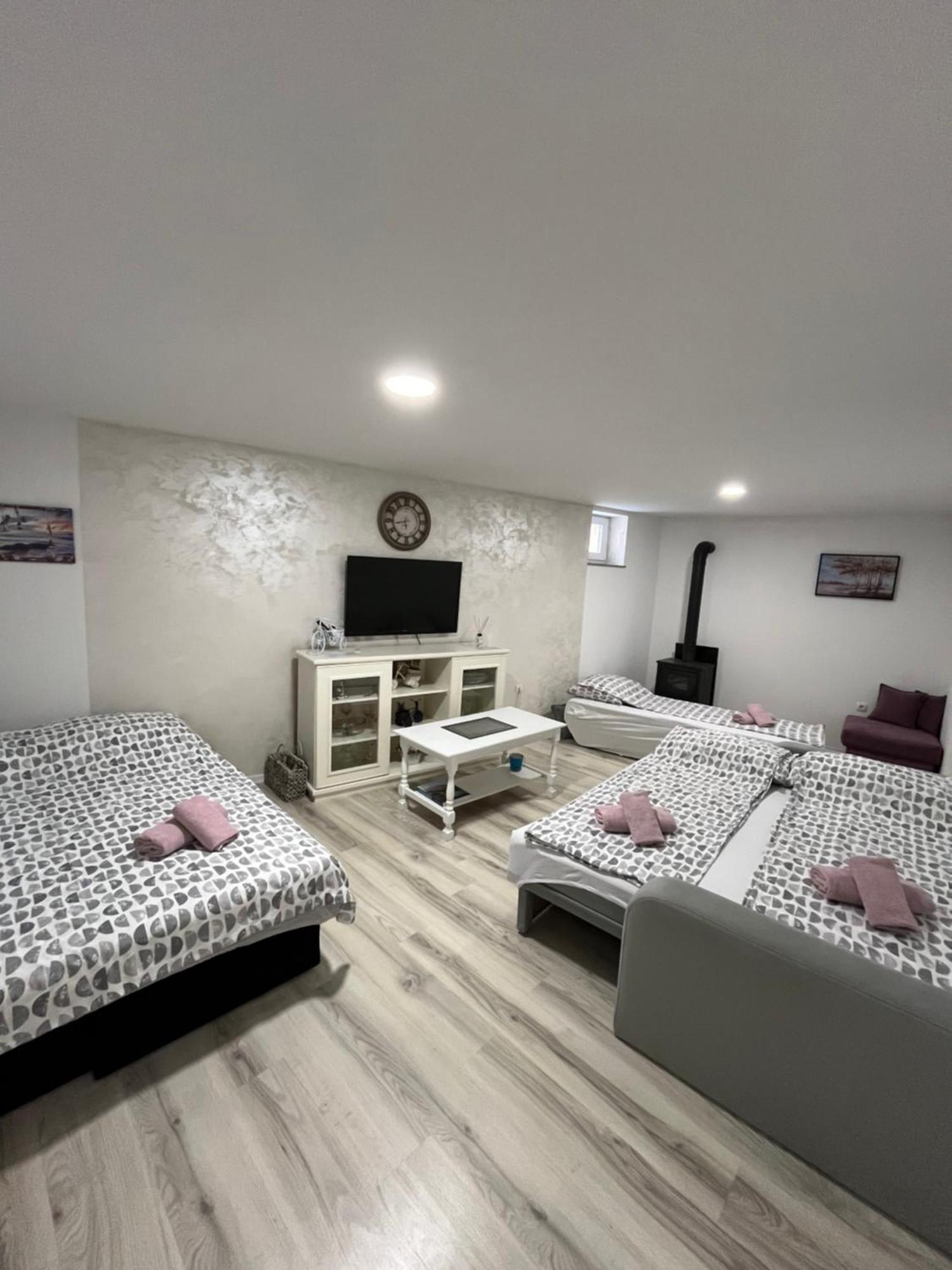 Apartman Nermin Mostar Extérieur photo